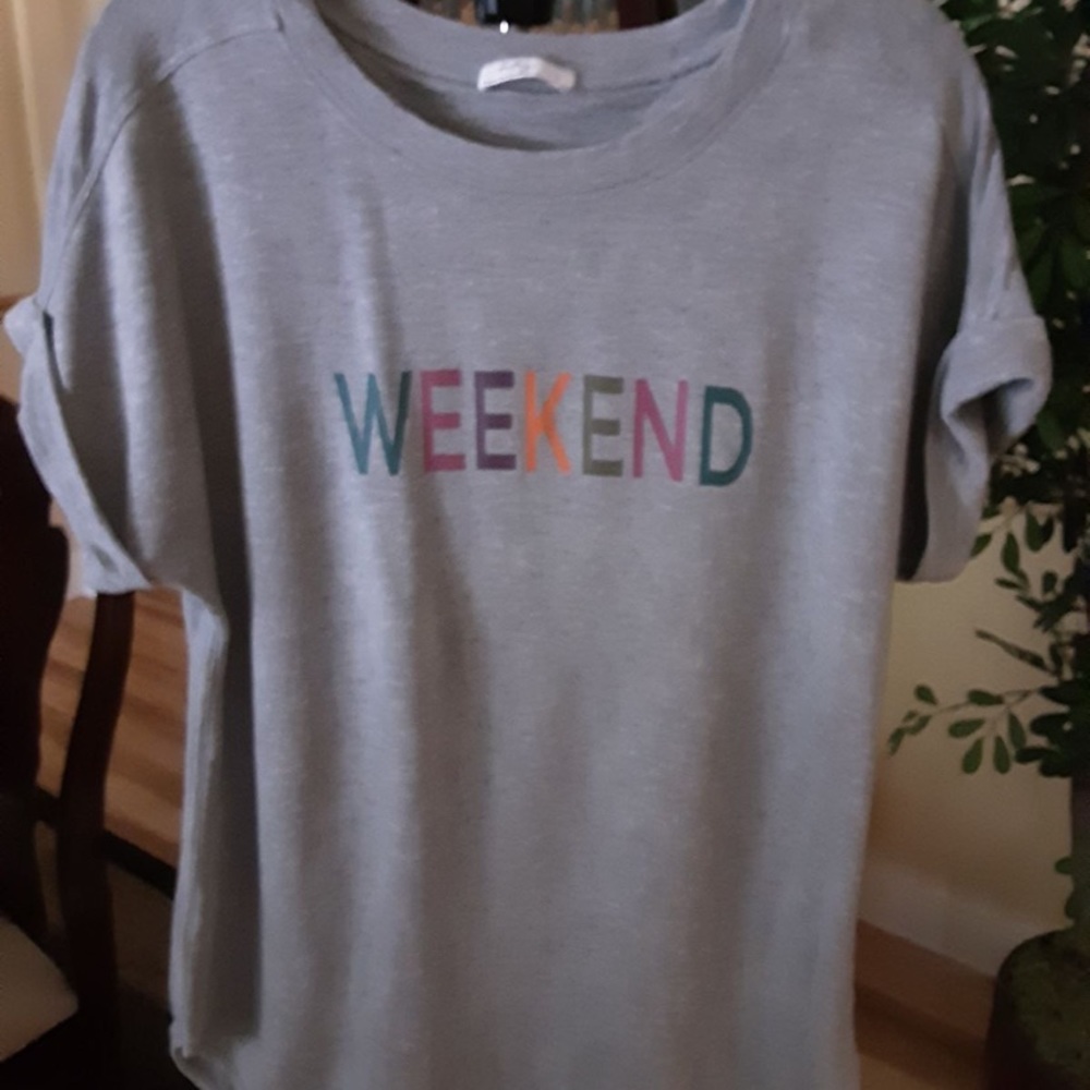 MUST HAVE like new high quality WEEKEND shirt